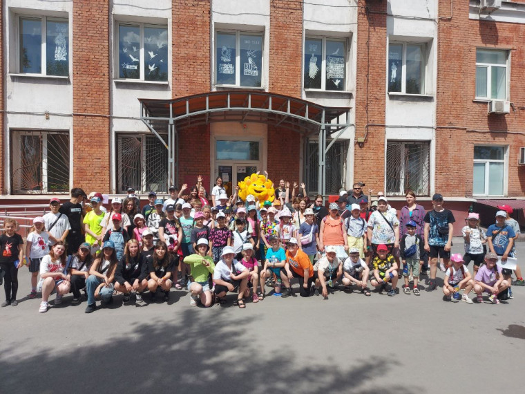 Воспитанники школьного лагеря побывали в Центре дополнительного образования.